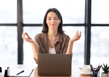 Tips For A Comfortable Office Space at 39 Weeks Pregnant